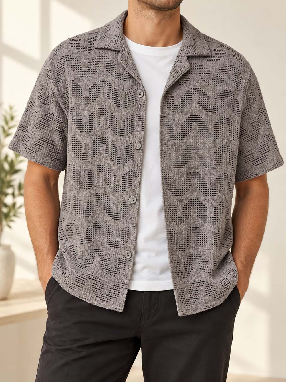 No Boundaries Textured Wave Short Sleeve Shirt Size S Gray